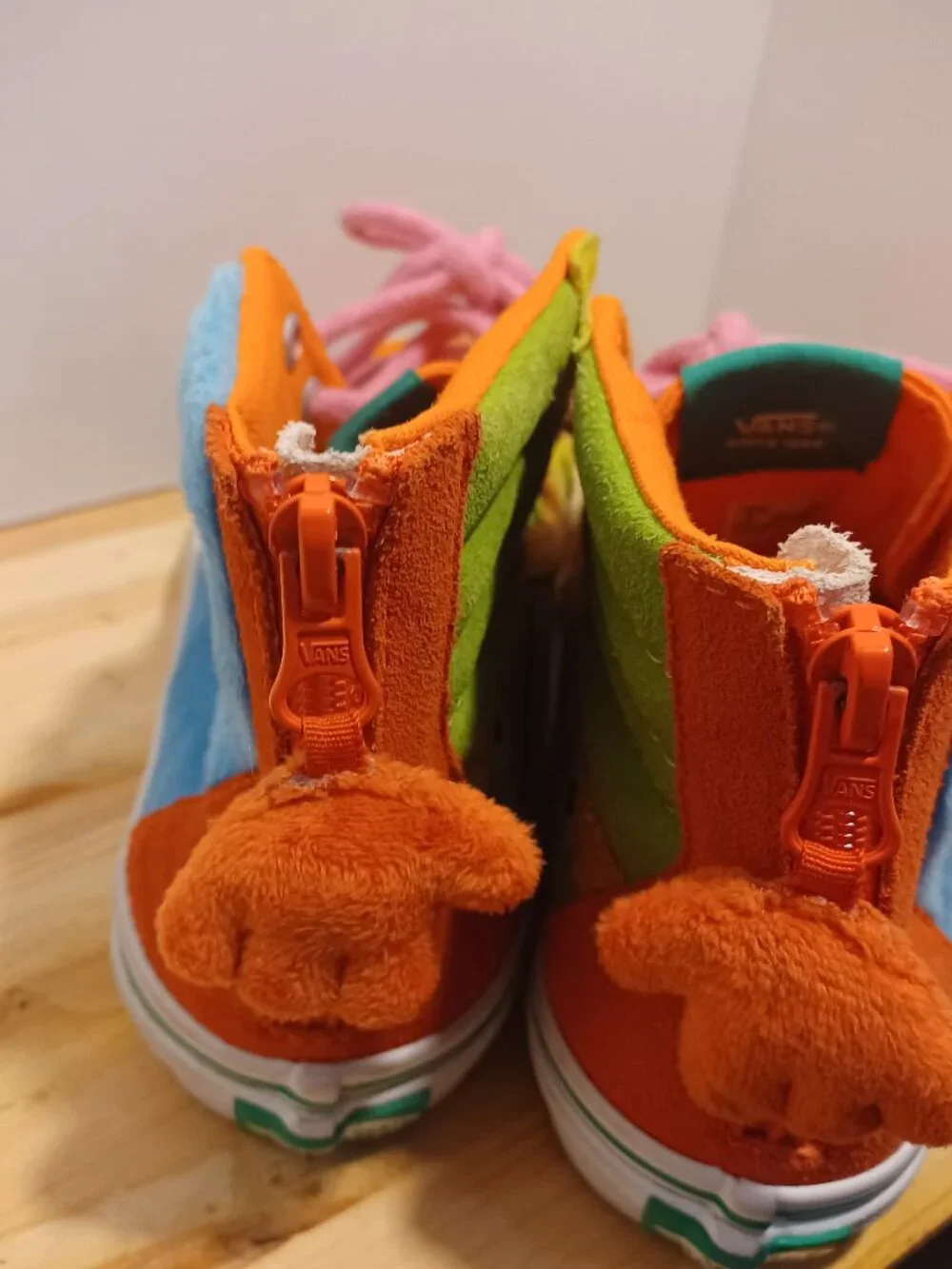 Vans  Off the Walls X Sesame Street Kids Size 3